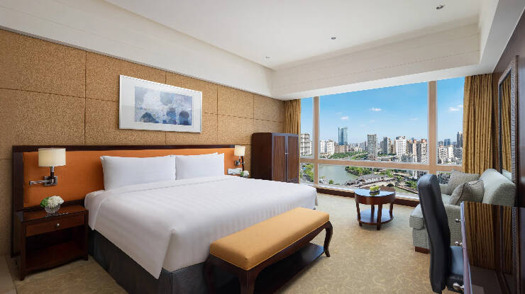 Horizon Club River View Room